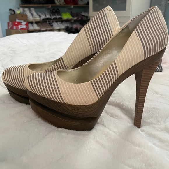 Jessica Simpson Colie Wood Platform Heels - Picture 7 of 8